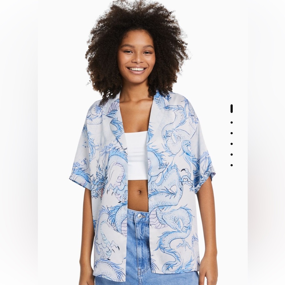 Brandnew Oversize satin short sleeve printed shirt